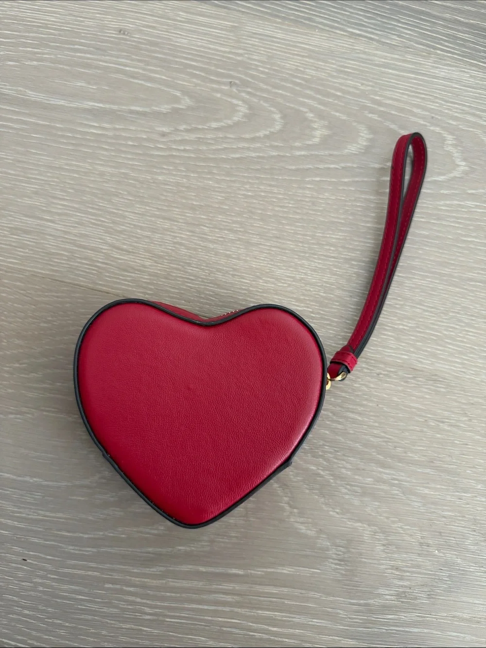 kate Spade Red Heart Wallet - Pitter Patter Heart Coin Purse